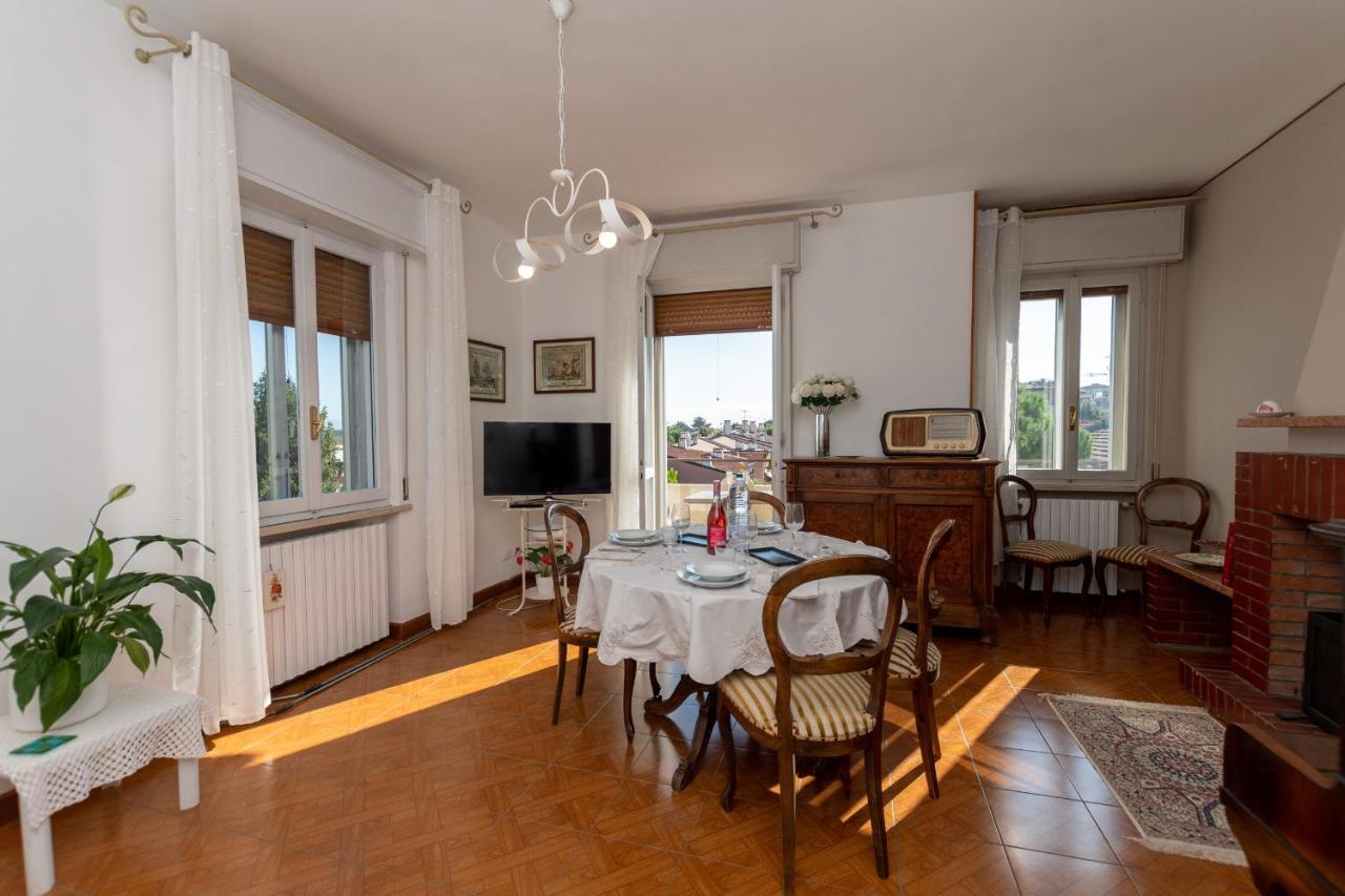 Casa Di Luce - Happy Rentals Desenzano del Garda Buitenkant foto